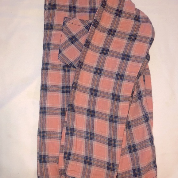 Boyfriend Fit Flannel - Picture 2 of 4